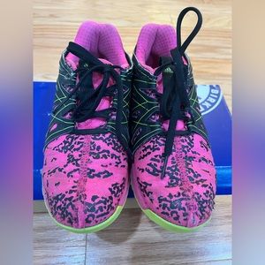 Adidas kids sneakers used condition size 2